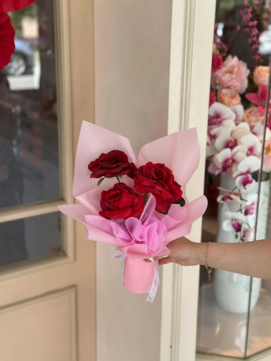 Noir Rose Bouquet | Artificial Flowers