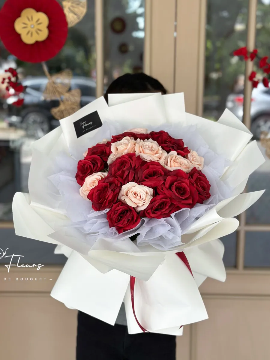 Amour Round Bouquet | Artificial Flowers