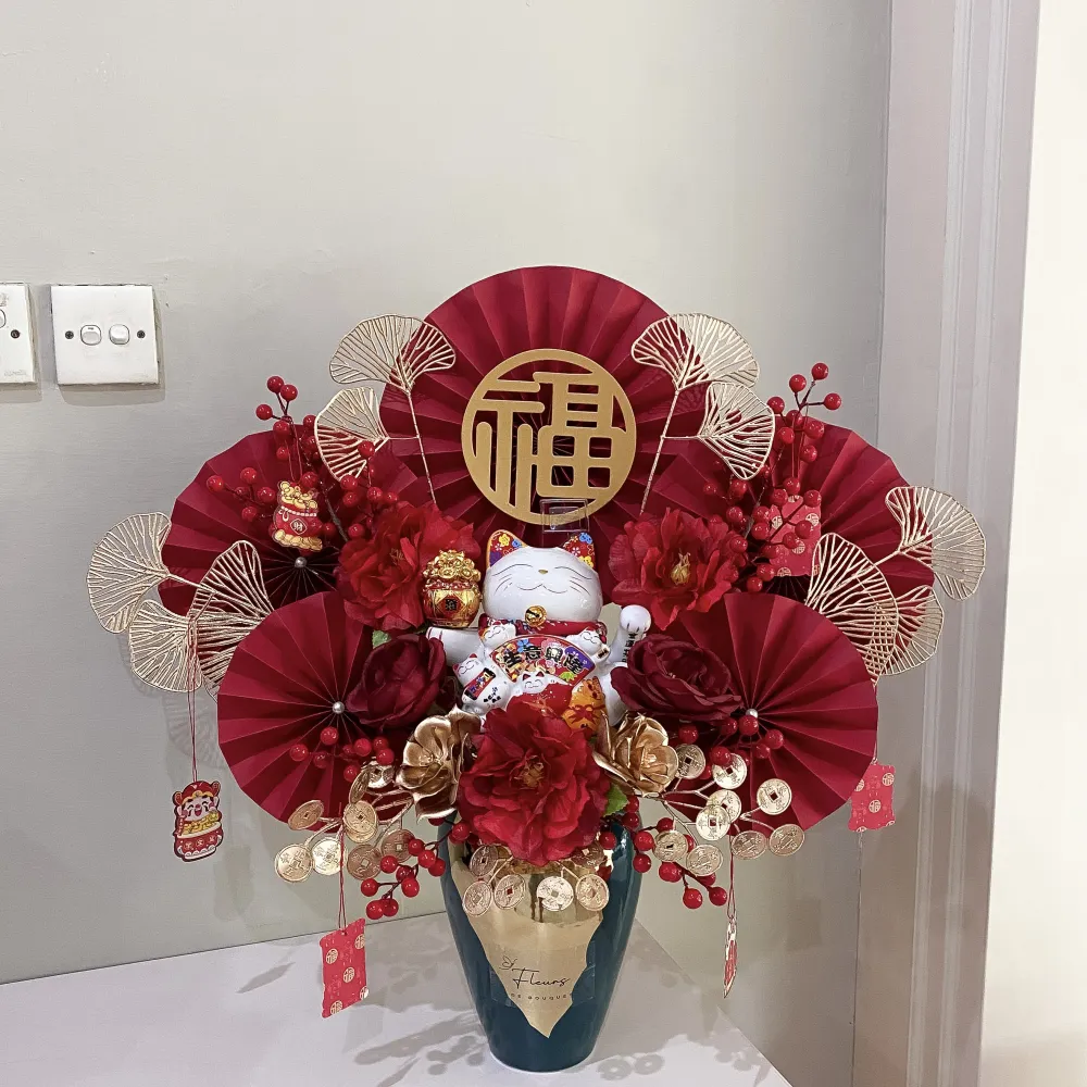 XL Lucky Cat Vase with Fan | ARTIFICIAL FLOWER