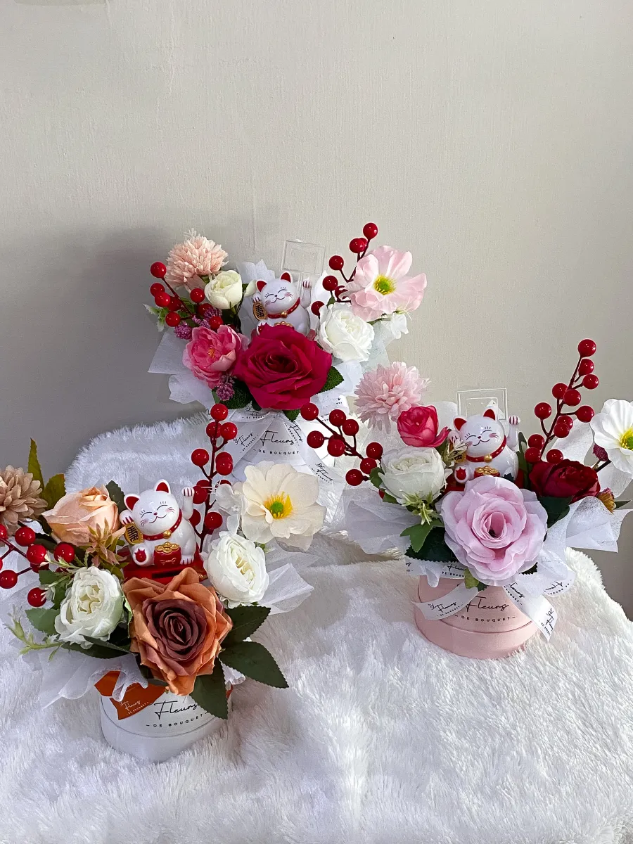 Maneki Blossom (S) | Artificial Flower