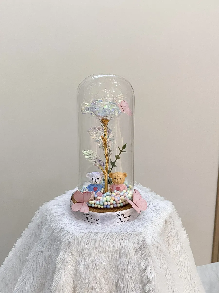 Glass Rose Couple | Glass Dome